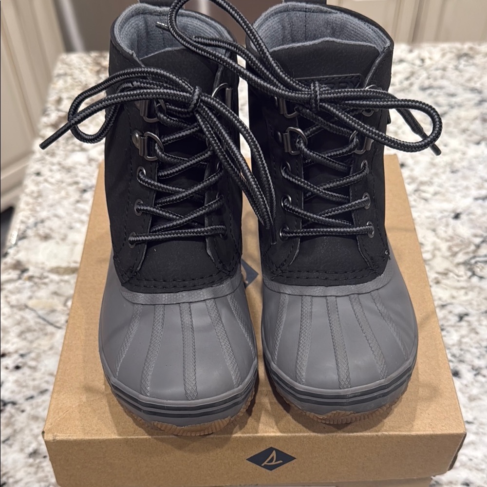 Sperry Boys Black/Gray Duck Boots- size 12